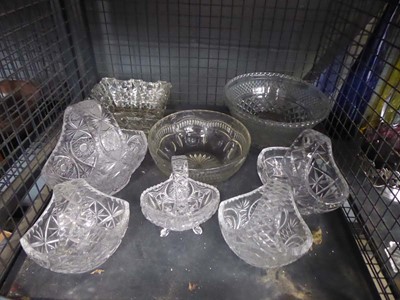 Lot 5564 - Cage containing glass cake baskets and fruit...