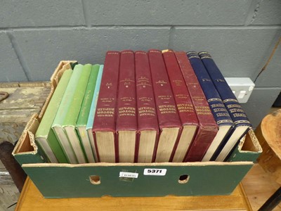 Lot 5371 - Box containing motor repair manuals