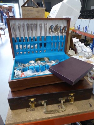 Lot 5387 - Three boxes containing cutlery