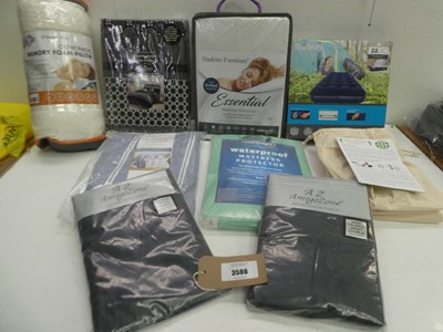 Lot 3586 - Duvet sets, mattress protectors, valance &...
