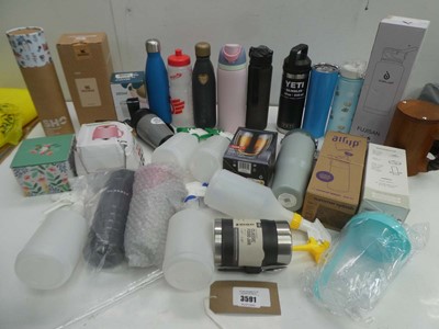 Lot 3591 - SHO, Stanley, Yeti and other water bottles,...