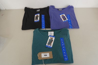 Lot 1498 - Approx. 48 women's t shirts by 32 Degree Cool.