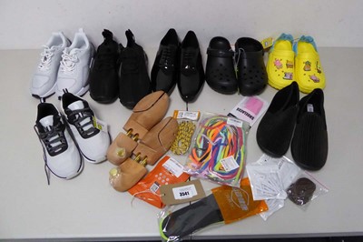 Lot 3541 - 7 pairs of men's shoes of various styles and...