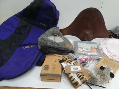 Lot 3599 - Bates saddle storage bag, saddle, pet beds,...