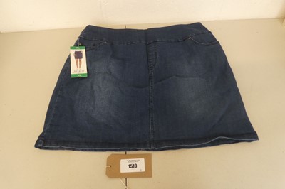 Lot 1519 - Approx. 20 women's Skorts by S.C & Co.