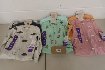 Lot 1530 - Approx. 20 baby 2 piece sleepsuit sets.
