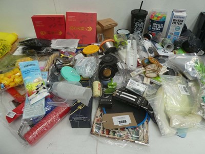 Lot 3609 - Large bag of assorted household items