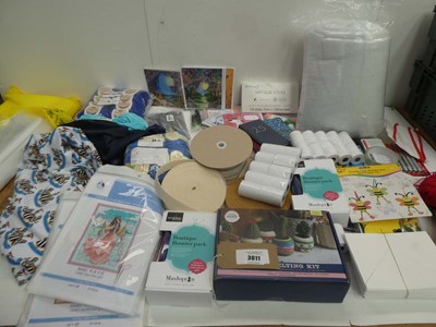Lot 3611 - Large bag of art, craft and stationery...