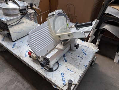 Lot 631 - 28cm blade Mira meat slicer