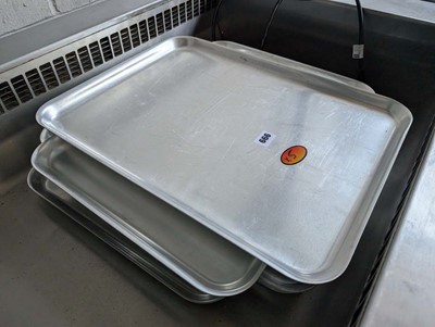 Lot 666 - 5 aluminium oven dishes