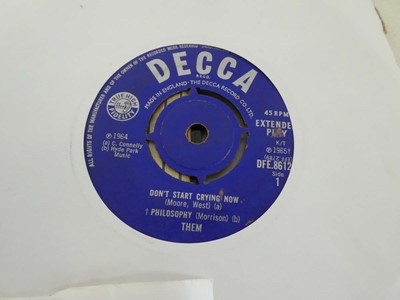 Lot Collection of 10 1960s-1970s 7" singles incl....