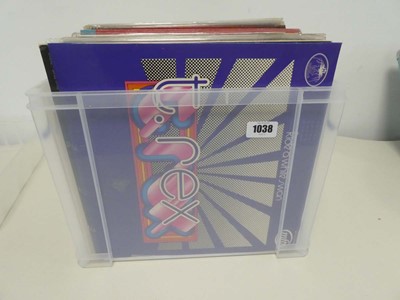 Lot Box containing vinyl albums incl. Neil Young,...