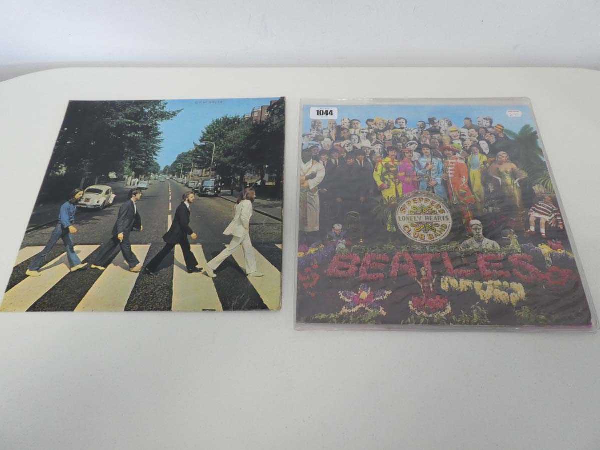 Lot 2 Beatles Albums incl. Abbey Road and Sergeant...