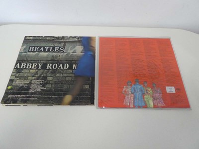 Lot 2 Beatles Albums incl. Abbey Road and Sergeant...