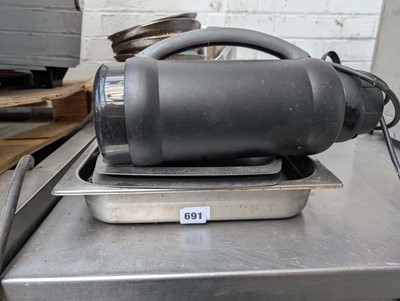 Lot 691 - Stainless tray oven trays, flask and bowl