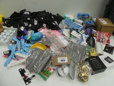 Lot 3635 - Large bag of assorted household items