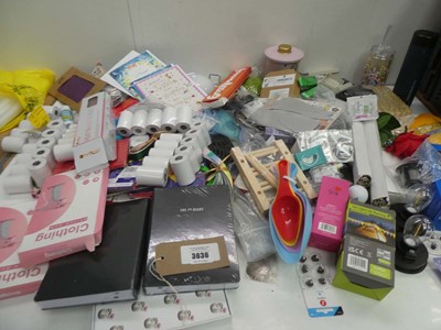 Lot 3636 - Large bag of assorted household items