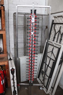 Lot 947 - Mobile plate jack stand