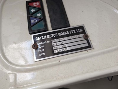 Lot 900 - Gayam motor works PVT. Ltd. eagle 3 wheel tuk-tuk