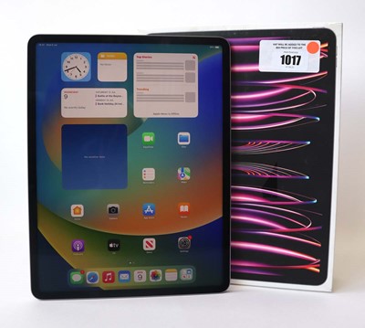 Lot 1017 - Apple iPad Pro 12.9 inch (6th Generation)...