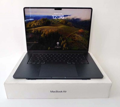 Lot 1029 - Apple MacBook Air 15-inch with Apple M3 chip,...