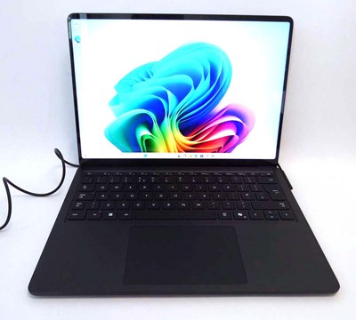 Lot 1032 - Microsoft Surface Laptop 13.8", 7th Edition,...