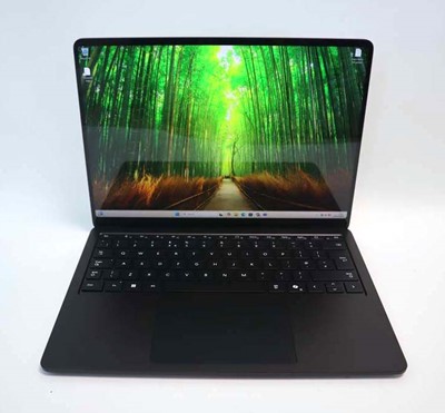 Lot 1033 - Microsoft Surface Laptop 13.8", 7th Edition,...