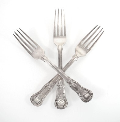 Lot 315 - A pair of Regency silver forks by William...