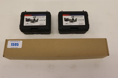 Lot 1595 - 2x M1 Red Dot Sight sights, each cased,...