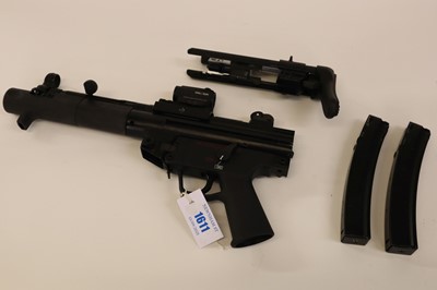 Lot 1611 - (S37) 6mm BBHeckler & Koch airsoft gun with...