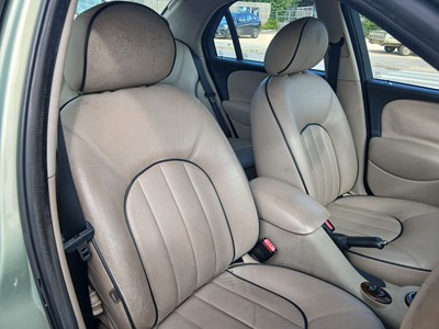 Lot 4002 - (V377 GPN) 2000 Rover 75 Connoisseur SE Auto 4-...