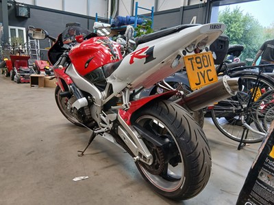 Lot (T901 JYC) 1999 Yamaha YZF-R1 motorcycle in...