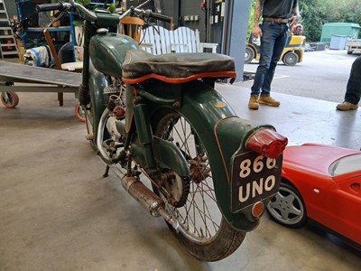 Lot (866 UNO) 1961 Excelsior Consort motorcycle in...