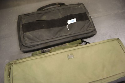 Lot 1303 - 3x various canvas gun slips in black/khaki