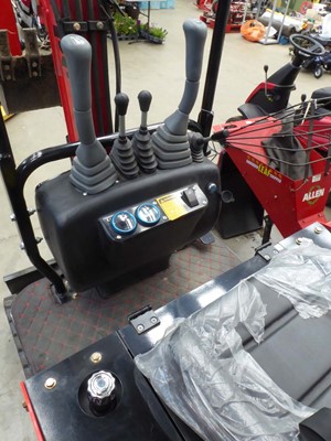 Lot 4340 - JPC 1 tonne mini digger with bucket and...