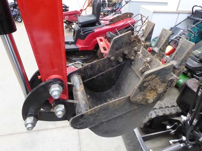 Lot 4340 - JPC 1 tonne mini digger with bucket and...