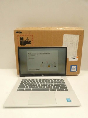 Lot 2002 - HP ChromeBook 14A-NF0009NR laptop with Intel...