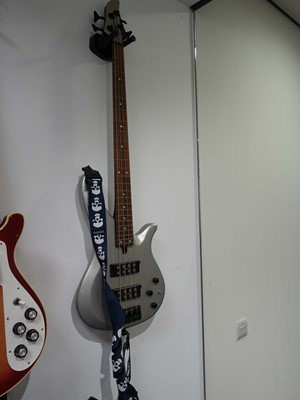 Lot 2098 - 4 string Yamaha bass guitar in silver, battery...