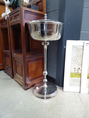 Lot 5025 - Silver plated champagne bucket