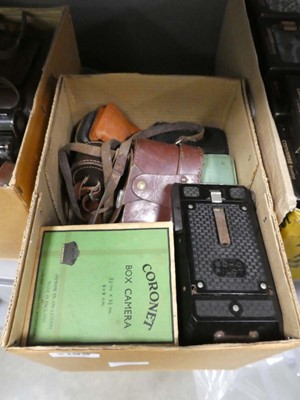 Lot 2196 - Box containing various vintage cameras