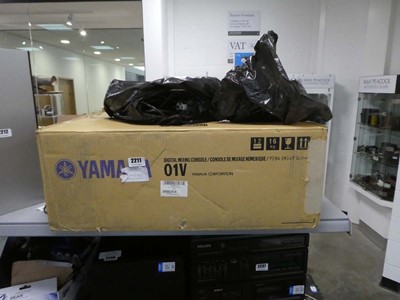 Lot 2211 - Yamaha 01V Digital Mixing Console boxed