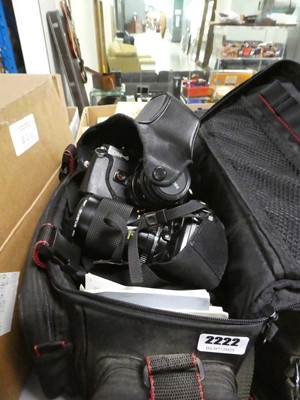 Lot 2222 - Bag containing various cameras and lenses...