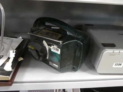 Lot 2239 - Freeplay Wind-up radio