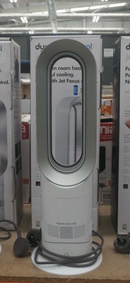 Lot 3009 - Dyson hot and cool jet focus tower fan (with...