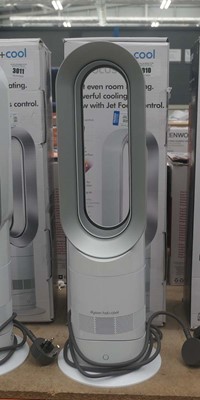Lot 3010 - Dyson hot and cool jet focus tower fan (with...