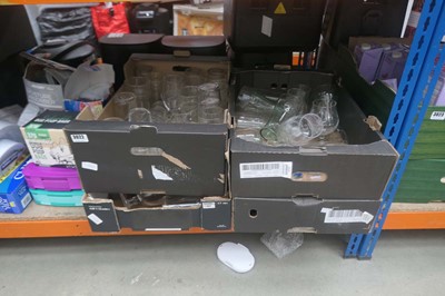 Lot 3022 - Four trays of pint glasses