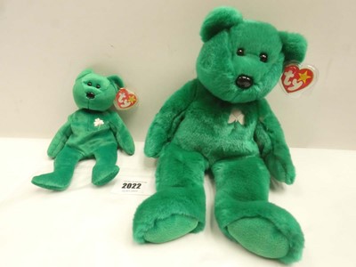 Lot 2022 - TY Beanie Baby 1997 Lucky Shamrock Erin The...