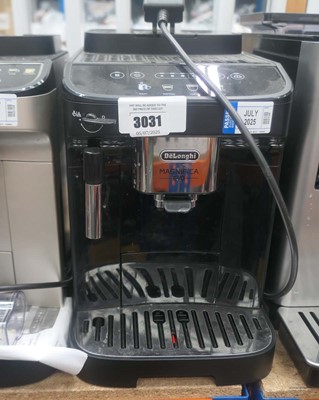 Lot 3031 - Unboxed Delonghi Magnifica Evo automatic...