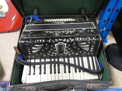 Lot 2287 - Italia piano accordion in a case