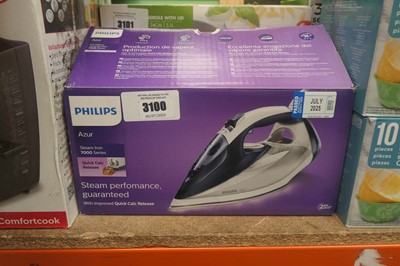 Lot 3100 - Philip steam iron